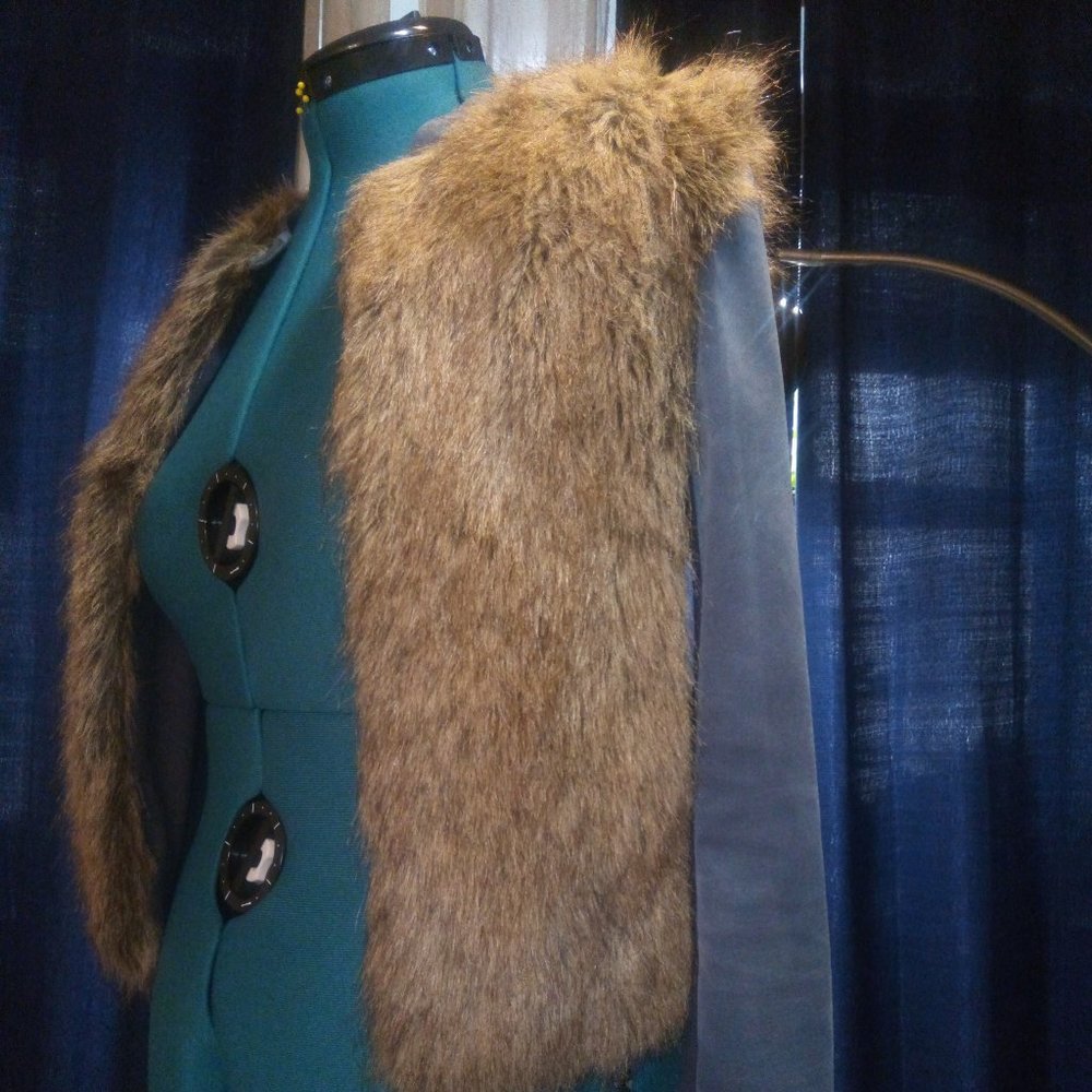 Twelfth Street by Cynthia Vincent Faux Fur Front and Suede Jacket Sz 6 - Picture 7 of 16